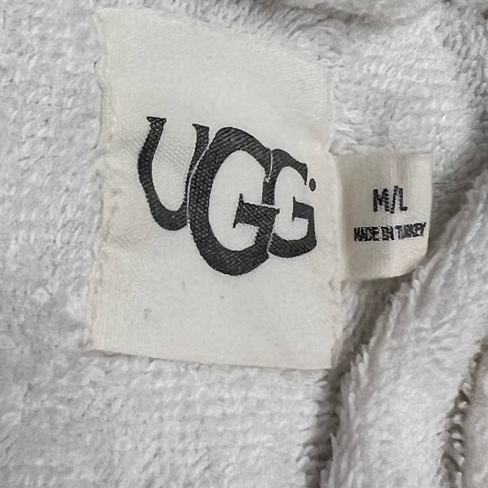 Ugg Robe - image 6